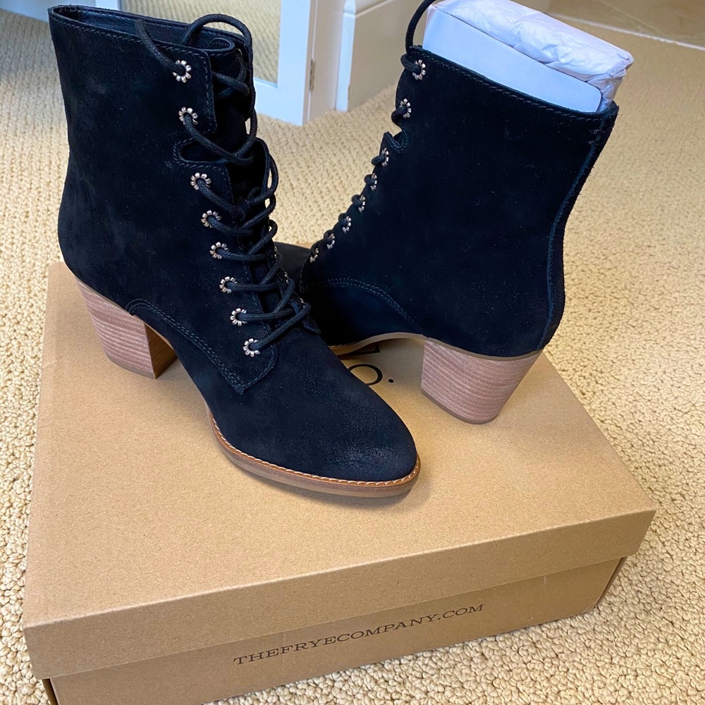 ✨ NWT Frye Lace-up Booties Black Leather ✨